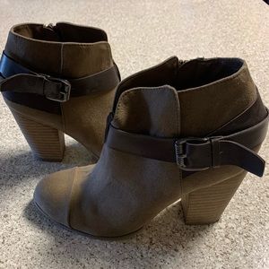 Carlos by Carlos Santana Taupe Beige Heeled